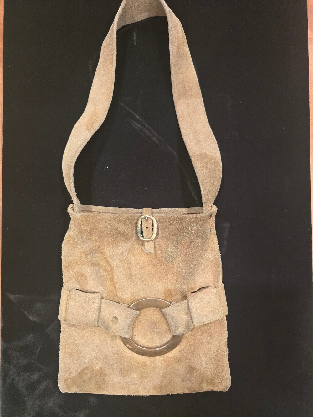 Vtg 70s Handmade Suede Shoulder Bag With Large Hammered Brass Ring Boho Hippie
